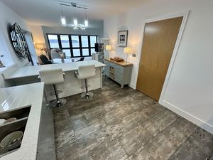 Photo 43- click for photo gallery